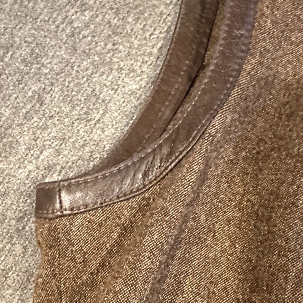 DKNY Chocolate Brown Sleeveless Tank Top With Leather Trim - Picture 3 of 6